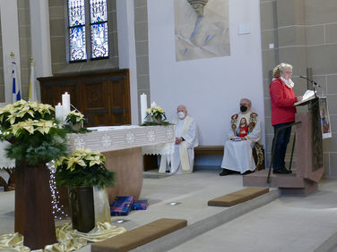 Diözesale Aussendung der Sternsinger des Bistums Fulda in St. Crescentius (Foto: Karl-Franz Thiede)